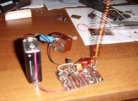 УКВ ЧМ приемник на одном транзисторе